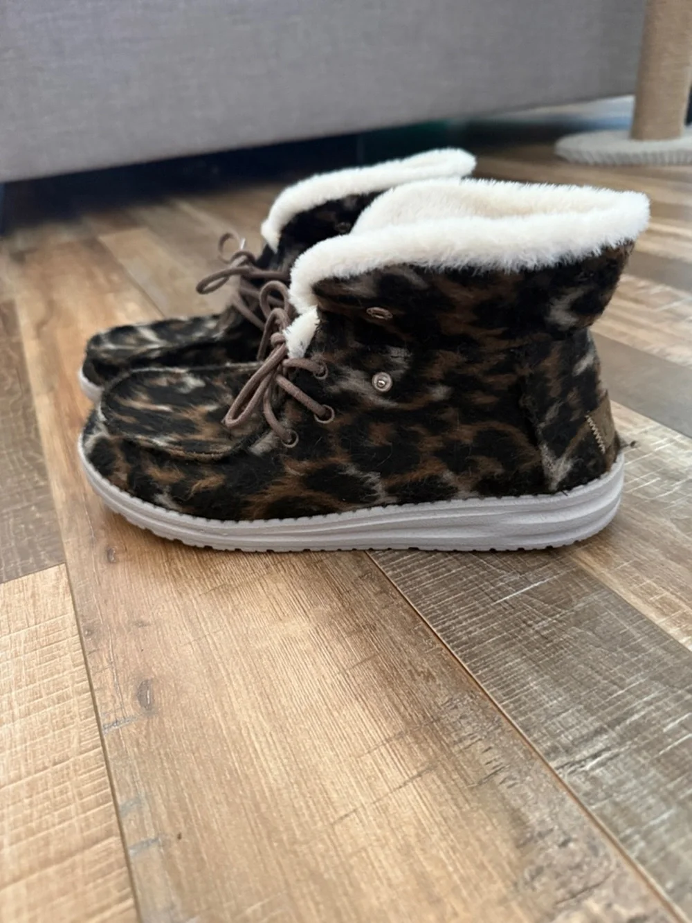 Hey Dudes Leopard Print Fur-Lined Slip-on shoe - Picture 4 of 6